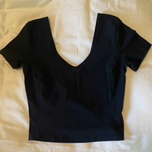 Lululemon Top - Picture 1 of 2